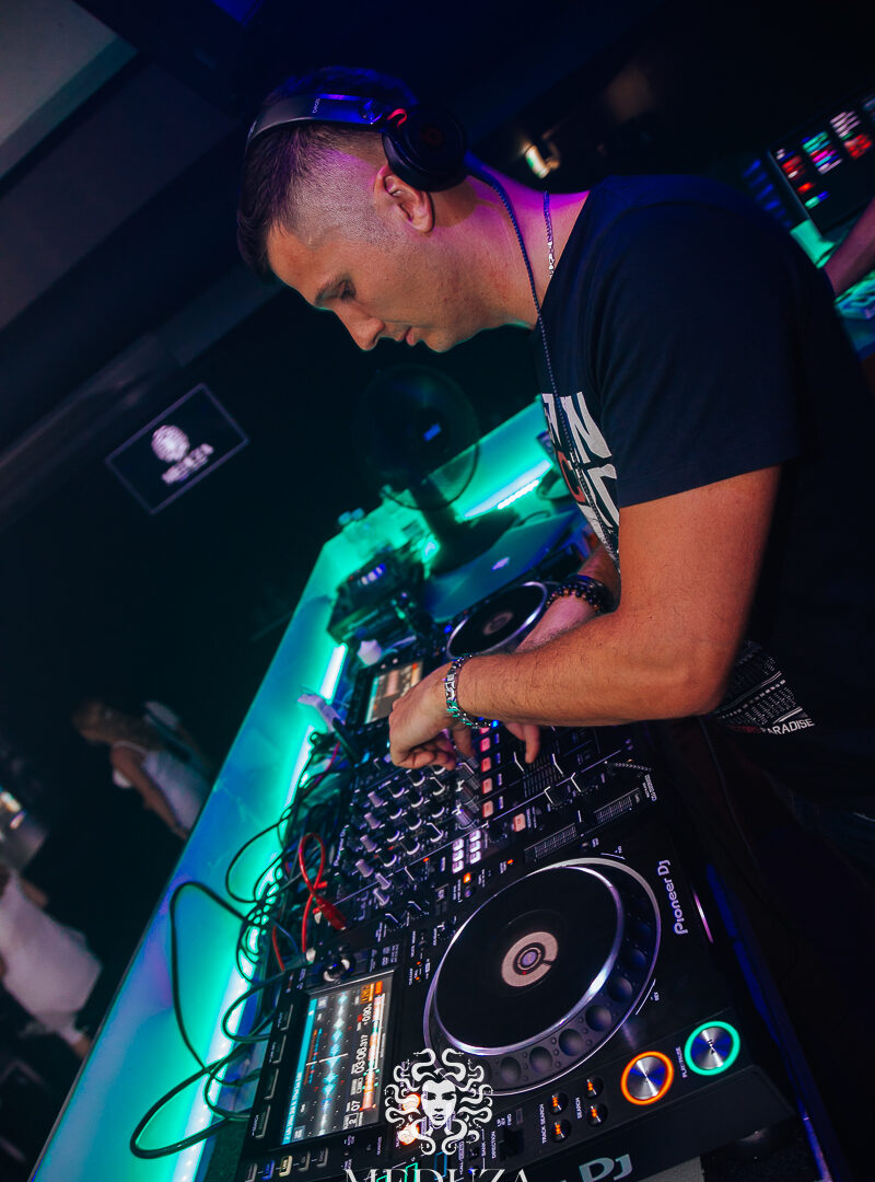 Hochzeitsmoderator - DJ Andrey tamada-dj-stuttgart DJ Dronn